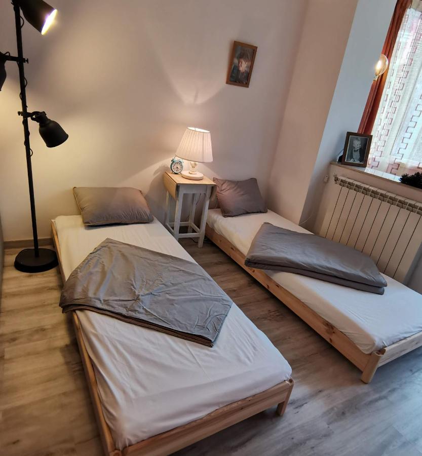 Cosy 2 Rooms Apartment With A View Near The Forest Predeal Exterior photo